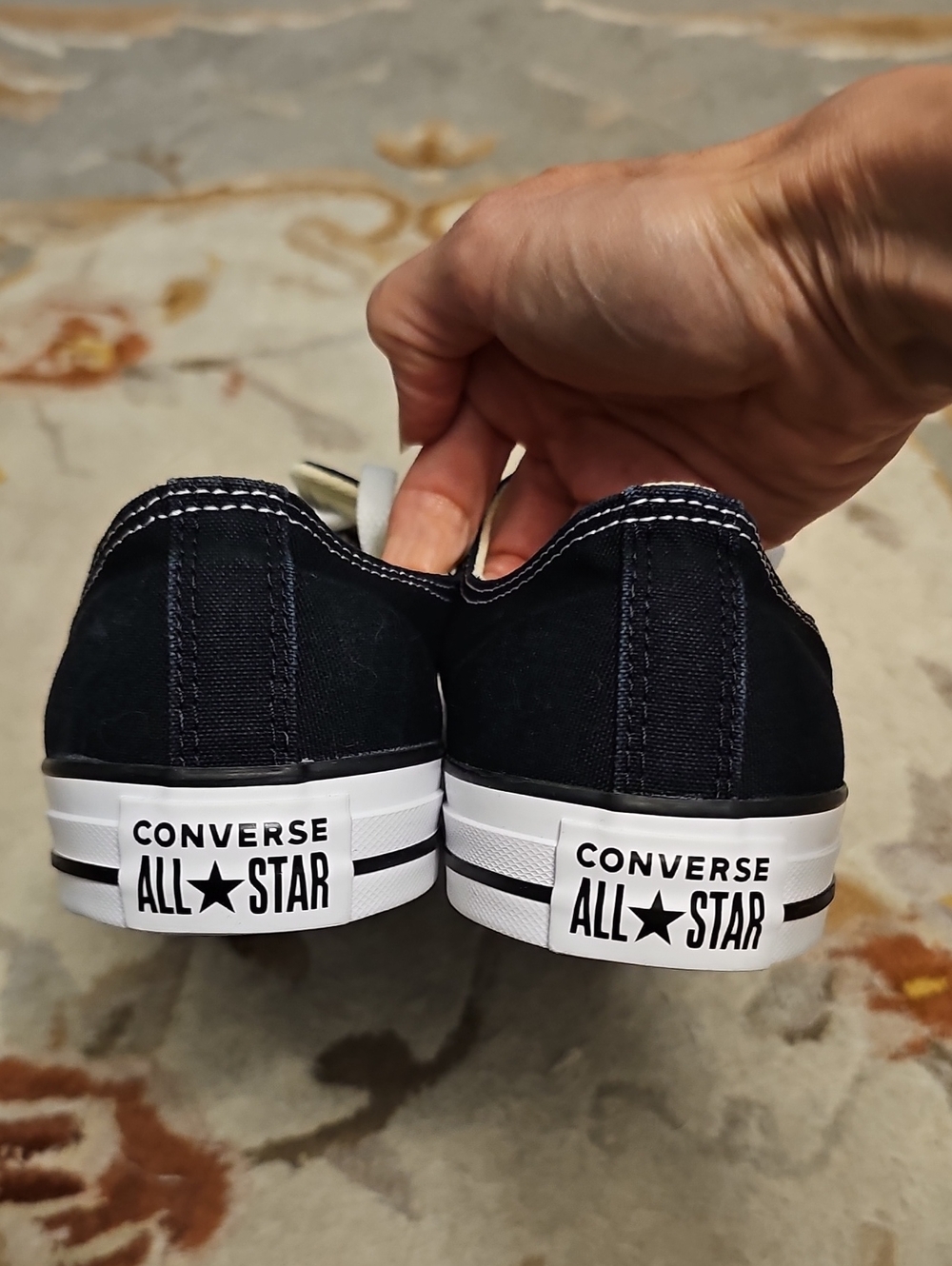 Converse Black Canvas Low-Top Sneakers M10 W12 - Picture 3 of 8